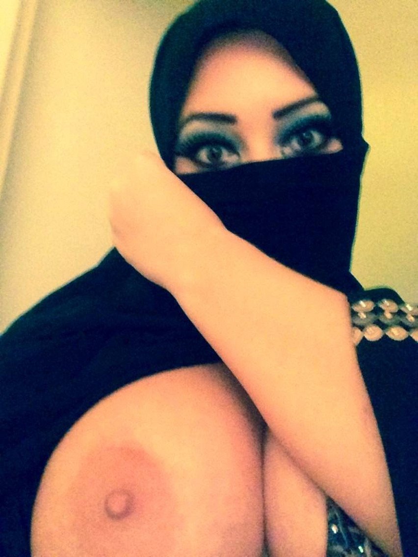 mujeres arabes tetonas
